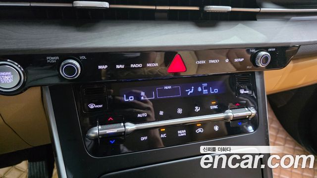 Kia Carnival (IV) Gasoline 9-Seater Prestige 2023 — фото 21