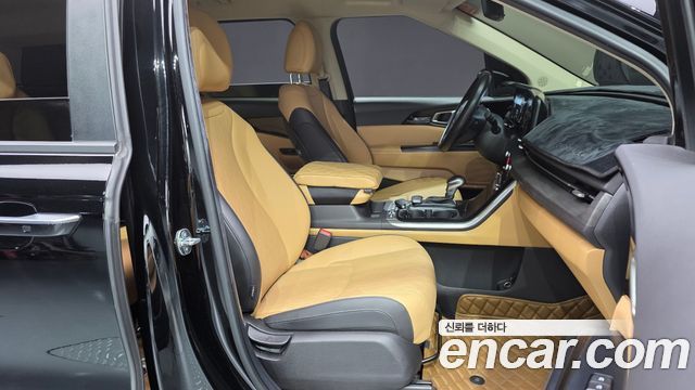 Kia Carnival (IV) Gasoline 9-Seater Prestige 2023 — фото 32