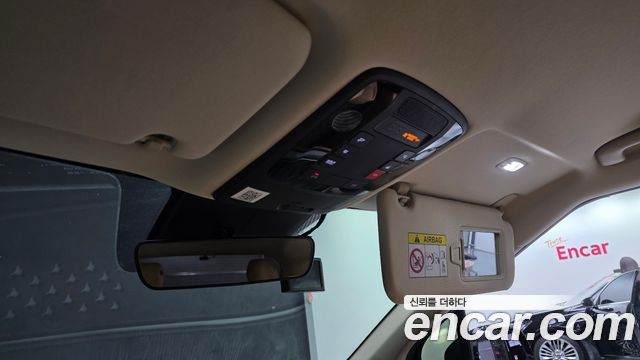 Kia Carnival (IV) Gasoline 9-Seater Prestige 2023 — фото 33