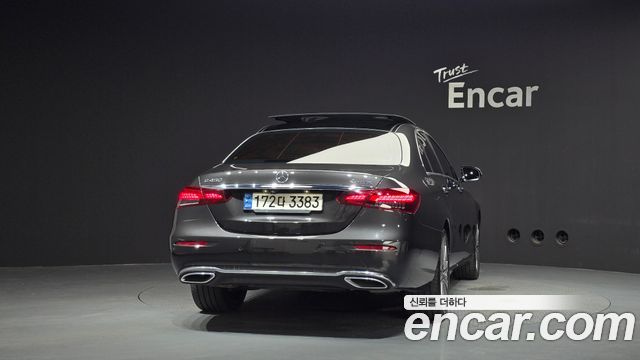 Mercedes-Benz E-Class (W213) E450 4MATIC Exclusive 2021 — фото 4