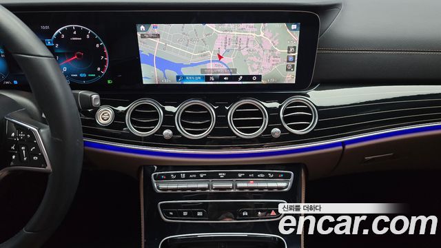 Mercedes-Benz E-Class (W213) E450 4MATIC Exclusive 2021 — фото 12