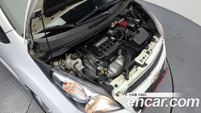 Chevrolet Spark Spark S LT 2014 — фото 6