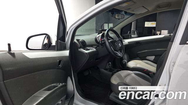 Chevrolet Spark Spark S LT 2014 — фото 10