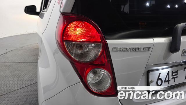 Chevrolet Spark Spark S LT 2014 — фото 23
