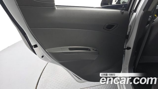 Chevrolet Spark Spark S LT 2014 — фото 25