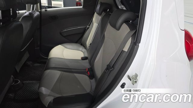 Chevrolet Spark Spark S LT 2014 — фото 26