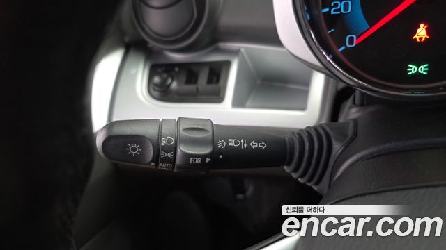 Chevrolet Spark Spark S LT 2014 — фото 31