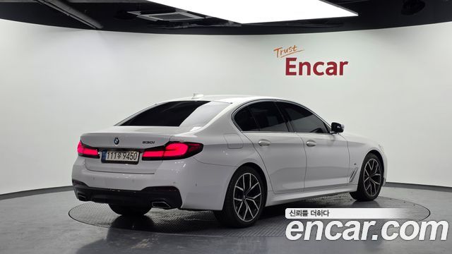 BMW 5 Series (G30) 530i M Sport Package 2022 — фото 2