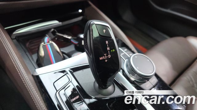 BMW 5 Series (G30) 530i M Sport Package 2022 — фото 9