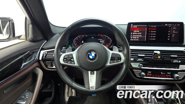 BMW 5 Series (G30) 530i M Sport Package 2022 — фото 13