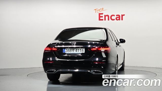 Mercedes-Benz E-Class (W213) E250 AMG Line 2023 — фото 4