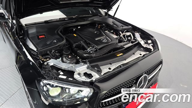 Mercedes-Benz E-Class (W213) E250 AMG Line 2023 — фото 6