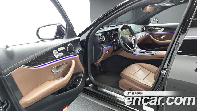 Mercedes-Benz E-Class (W213) E250 AMG Line 2023 — фото 10