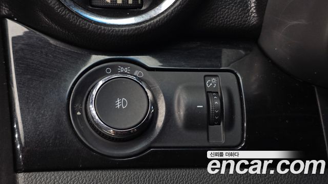 Chevrolet Orlando 2.0 Diesel LT Safety Pack 2014 — фото 13