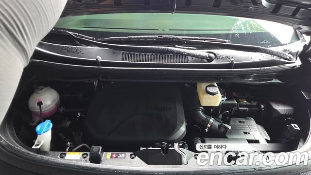 Hyundai Staria Cargo 5-Seater Smart 2025 — фото 6