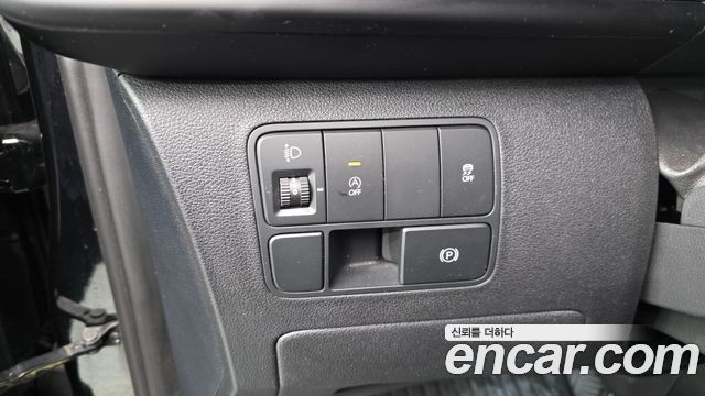 Hyundai Staria Cargo 5-Seater Smart 2025 — фото 28