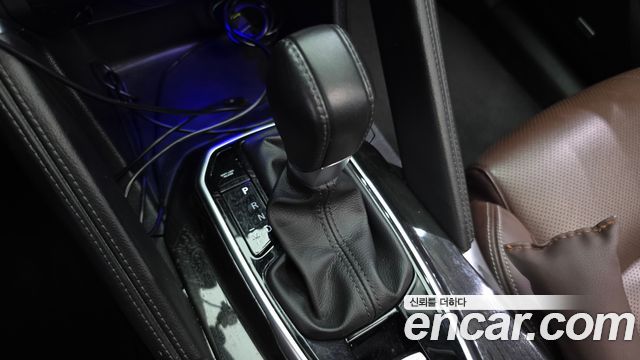 Renault Korea QM6 Diesel 2WD RE Signature 2017 — фото 9