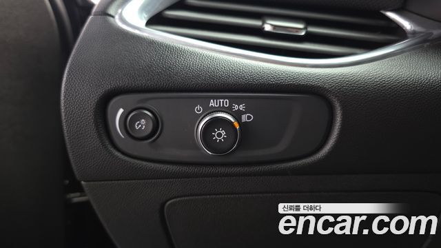 Chevrolet Malibu 1.6 Diesel LT Premium 2019 — фото 17