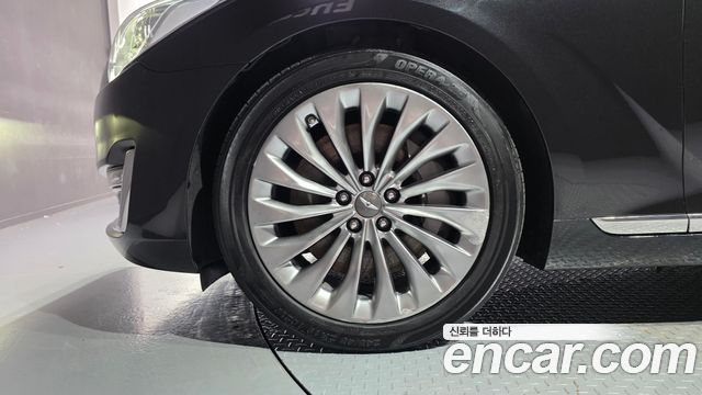 Genesis EQ900 3.3 T-GDI AWD Premiun Luxury 2018 — фото 5