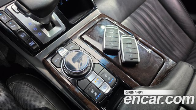 Genesis EQ900 3.3 T-GDI AWD Premiun Luxury 2018 — фото 21