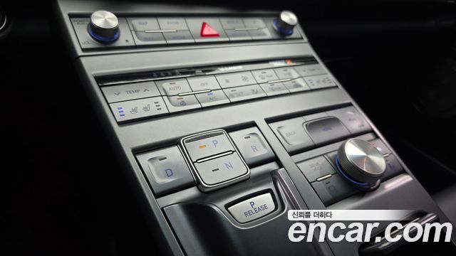 Hyundai Nexo Premium 2020 — фото 9