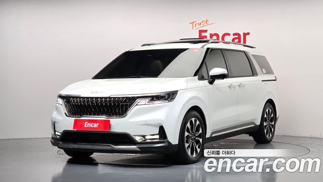 Kia Carnival (IV) Gasoline 7-Seater Signature 2023 — фото 1