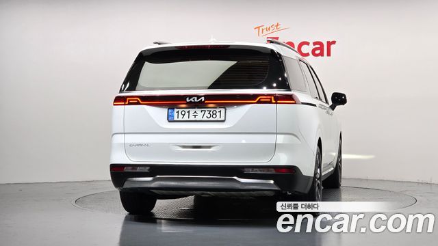 Kia Carnival (IV) Gasoline 7-Seater Signature 2023 — фото 4