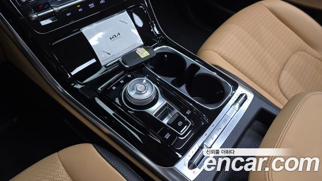 Kia Carnival (IV) Gasoline 7-Seater Signature 2023 — фото 9