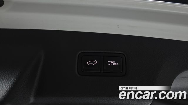 Kia Carnival (IV) Gasoline 7-Seater Signature 2023 — фото 19
