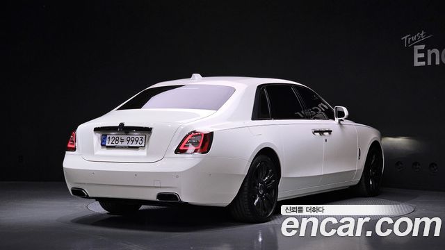 Rolls-Royce Ghost (II) 6.7 EWB V12 2022 — фото 2