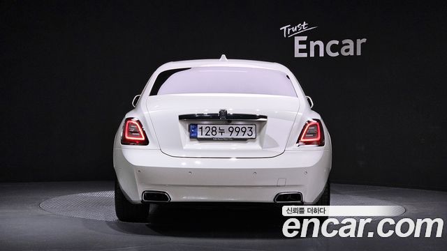 Rolls-Royce Ghost (II) 6.7 EWB V12 2022 — фото 4
