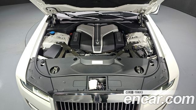 Rolls-Royce Ghost (II) 6.7 EWB V12 2022 — фото 6