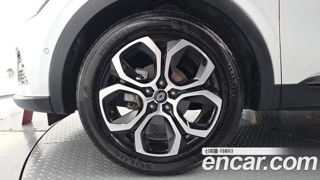 Renault Korea XM3 1.3 TCe RE Signature 2023 — фото 5
