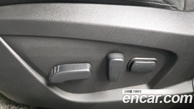 Renault Korea XM3 1.3 TCe RE Signature 2023 — фото 35