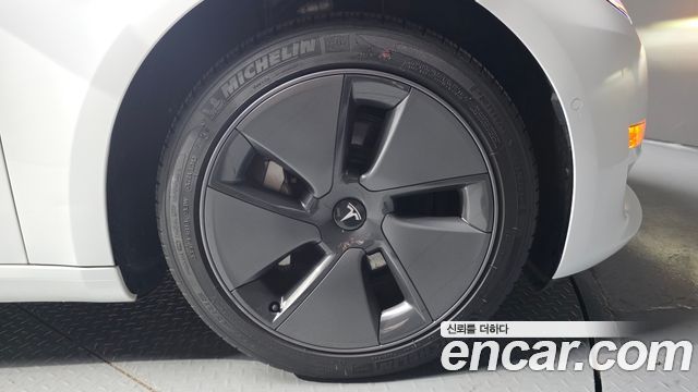 Tesla Model 3 Long Range AWD 2021 — фото 27