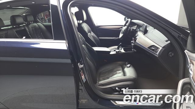 BMW 5 Series (G30) 530i xDrive M Sport Package Plus 2018 — фото 26