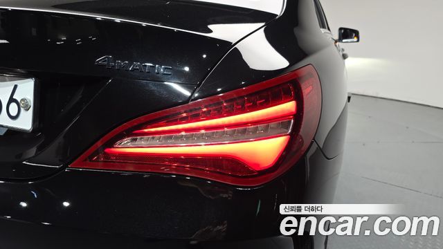 Mercedes-Benz CLA-Class (C117) CLA250 4MATIC AMG Line 2017 — фото 23