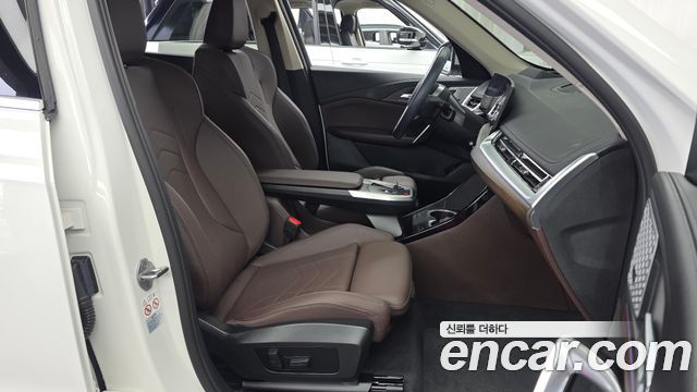 BMW X1 (U11) xDrive 20i xLine 2024 — фото 15