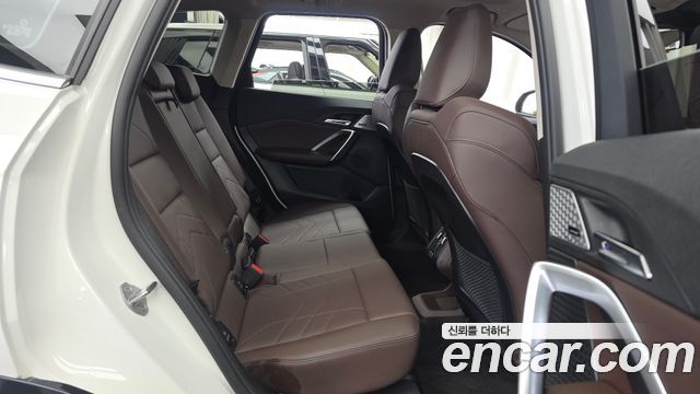 BMW X1 (U11) xDrive 20i xLine 2024 — фото 16