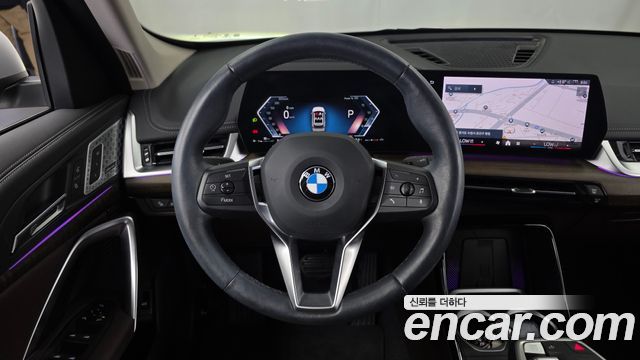 BMW X1 (U11) xDrive 20i xLine 2024 — фото 17