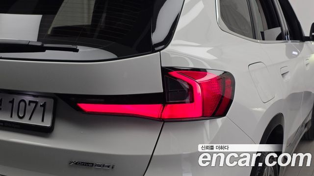 BMW X1 (U11) xDrive 20i xLine 2024 — фото 29