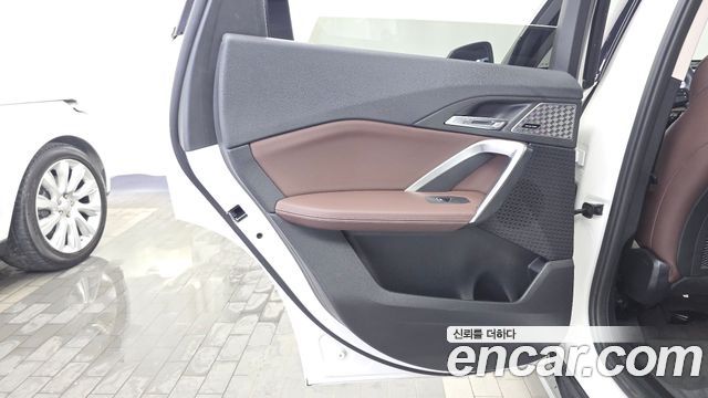BMW X1 (U11) xDrive 20i xLine 2024 — фото 31
