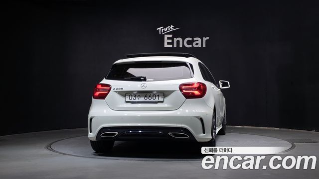 Mercedes-Benz A-Class (W176) A200 AMG Line 2018 — фото 4