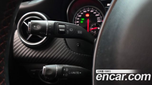 Mercedes-Benz A-Class (W176) A200 AMG Line 2018 — фото 18