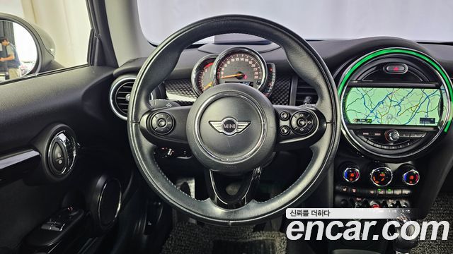 MINI Cooper S Standard Third Generation 2015 — фото 17