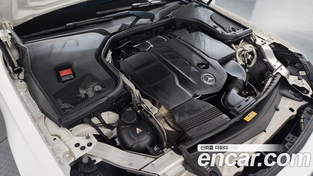 Mercedes-Benz E-Class (W213) E220d Avantgarde 2017 — фото 6