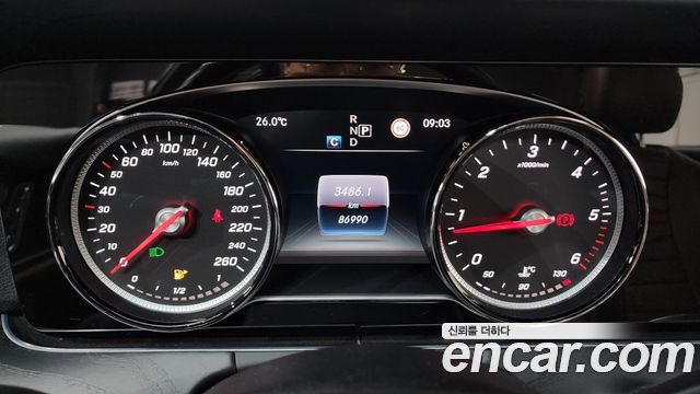 Mercedes-Benz E-Class (W213) E220d Avantgarde 2017 — фото 8