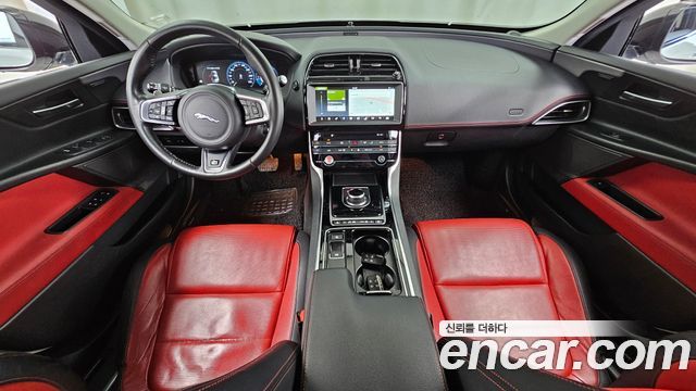 Jaguar XE 20d R-Sport 2018 — фото 5
