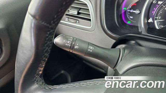Renault Korea QM6 Gasoline 2WD RE Signature 2019 — фото 39