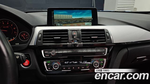 BMW 3 Series (F30) 328i M Sport 2016 — фото 17